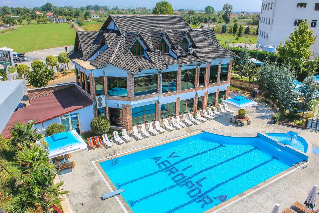 Hotel Vila Aeroport Rinas 外观 照片