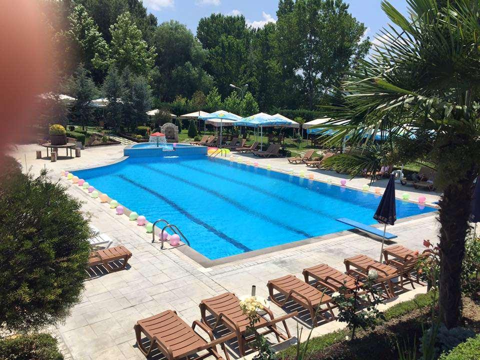 Hotel Vila Aeroport Rinas 设施 照片