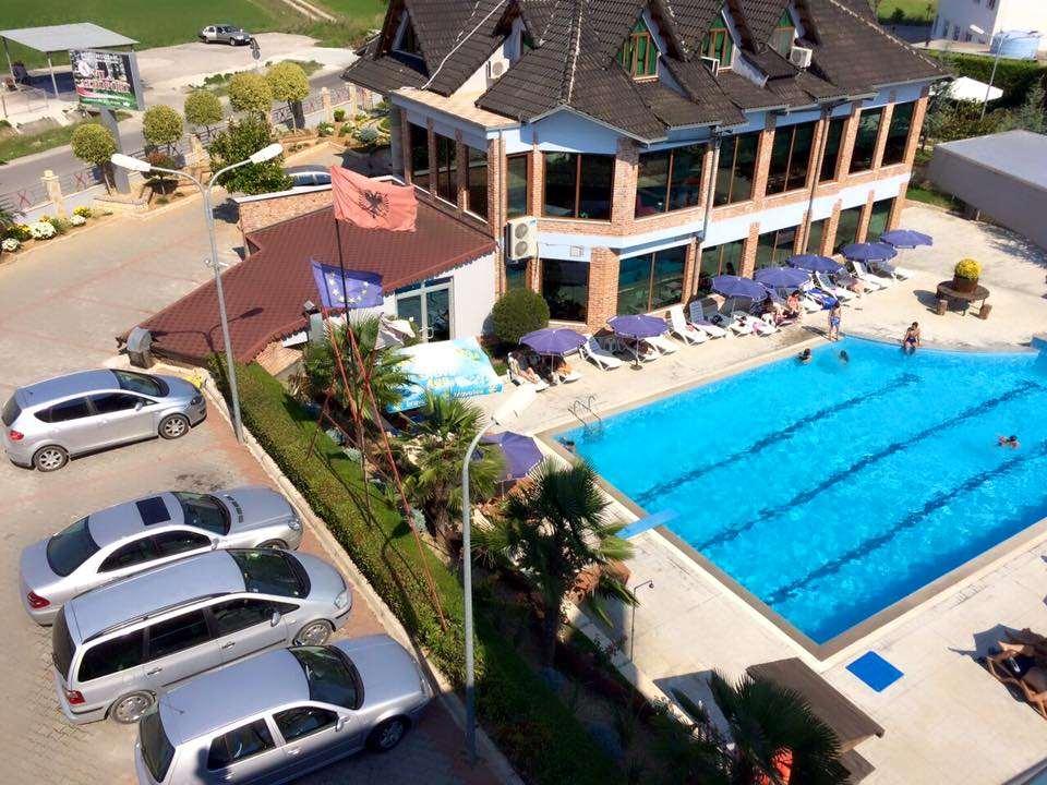 Hotel Vila Aeroport Rinas 设施 照片
